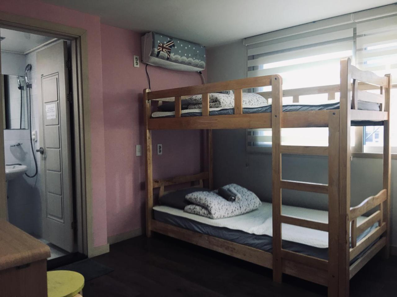 Hongdae Pencil Guesthouse Seoul Bagian luar foto
