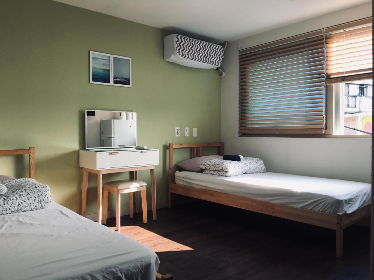 Hongdae Pencil Guesthouse Seoul Bagian luar foto